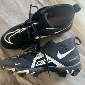 Mens Nike Football Cleats size 9